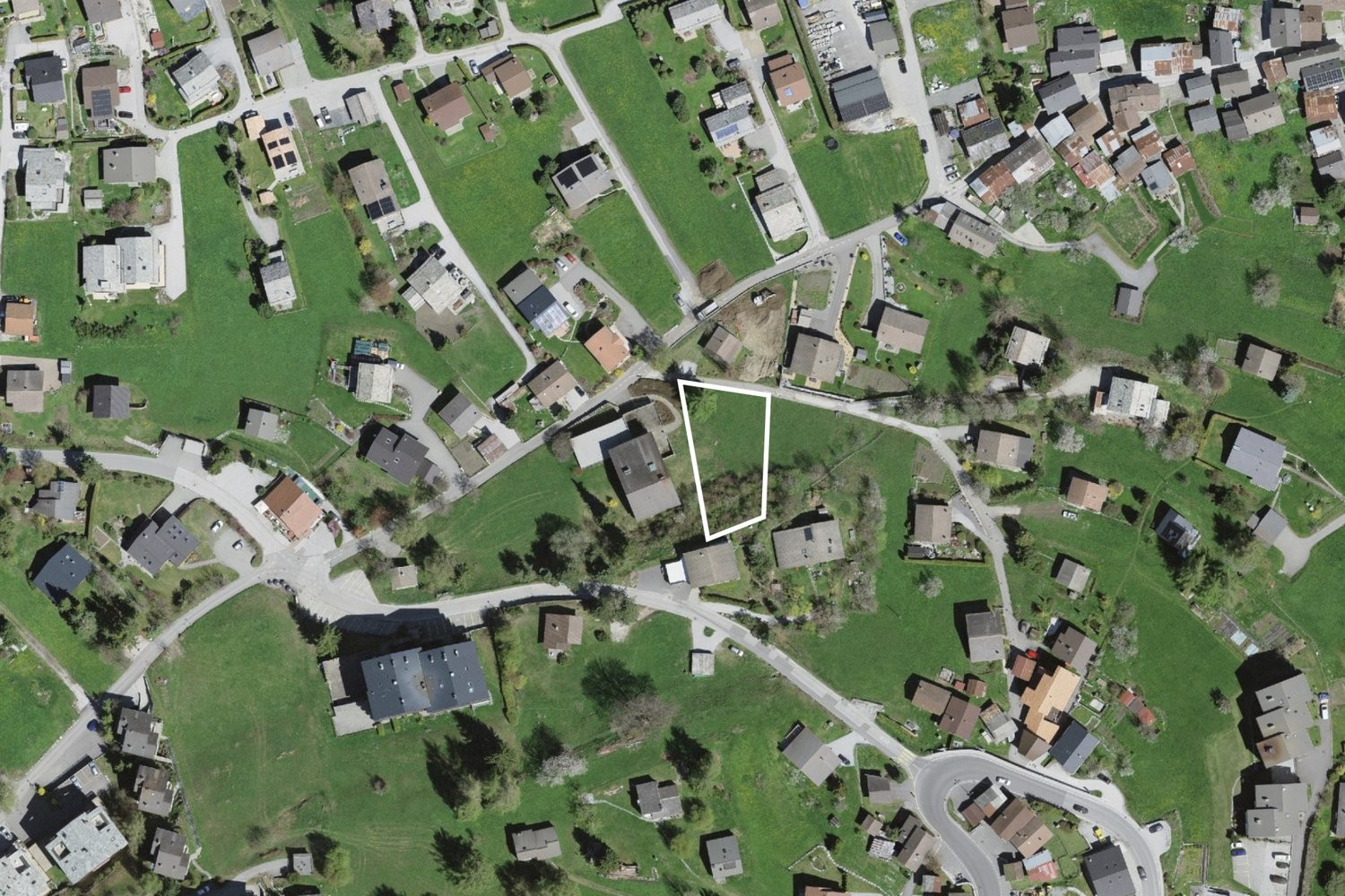 912m² di terreno edificabile