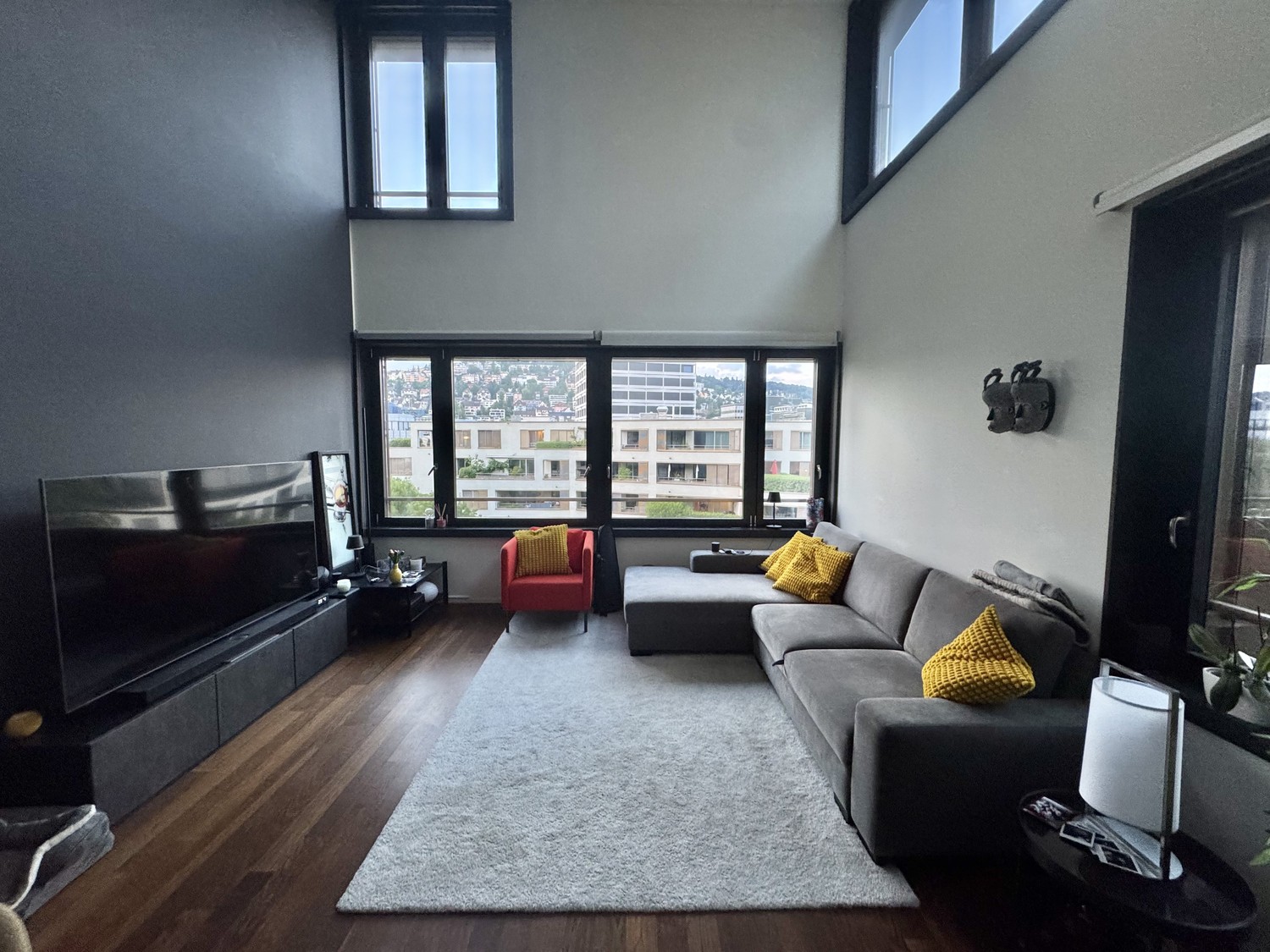 Appartement de 2 ½ pièces, photo 1 sur 10