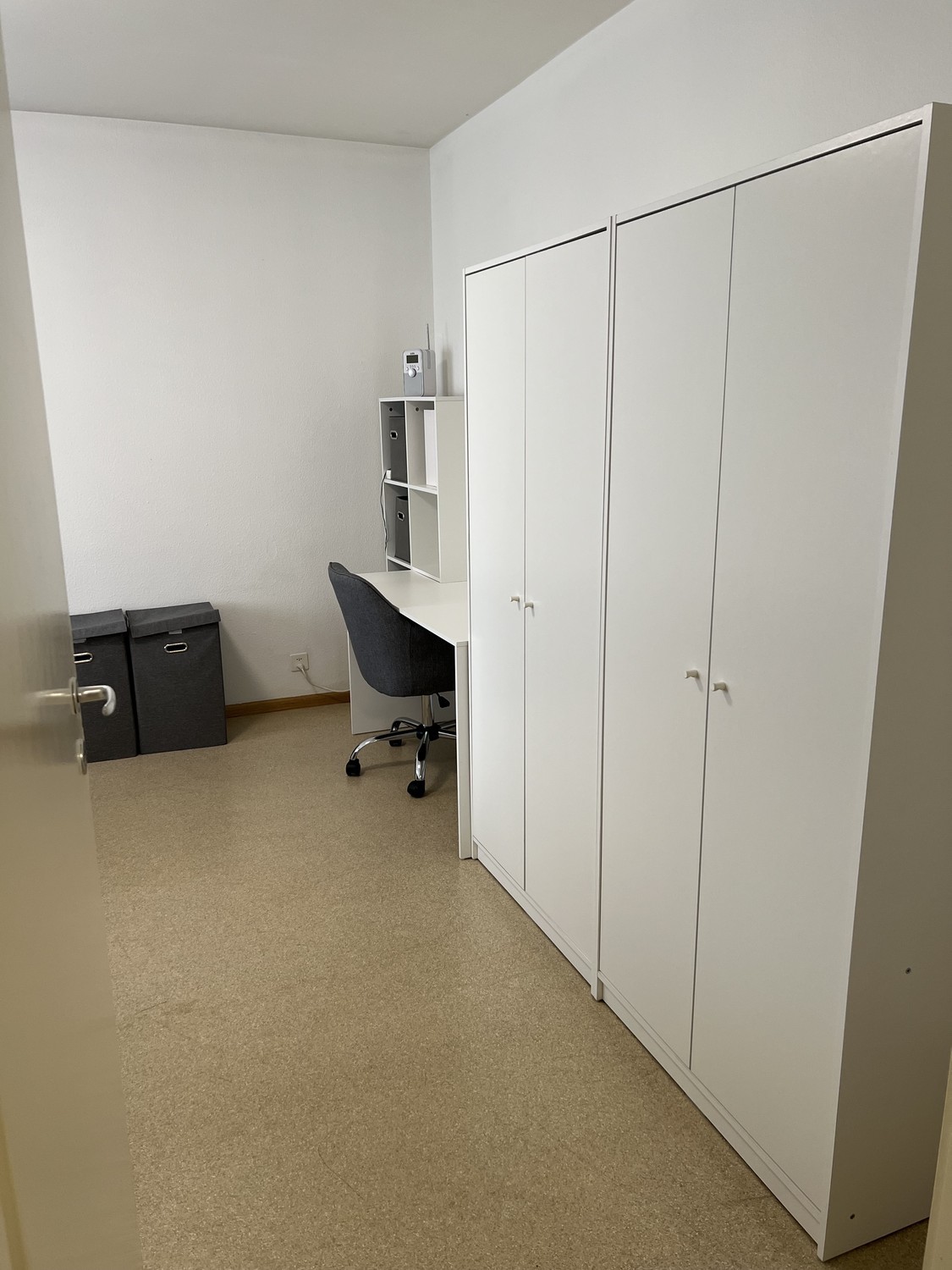 Zimmer in einer Wohngemeinschaft, Foto 3 von 7