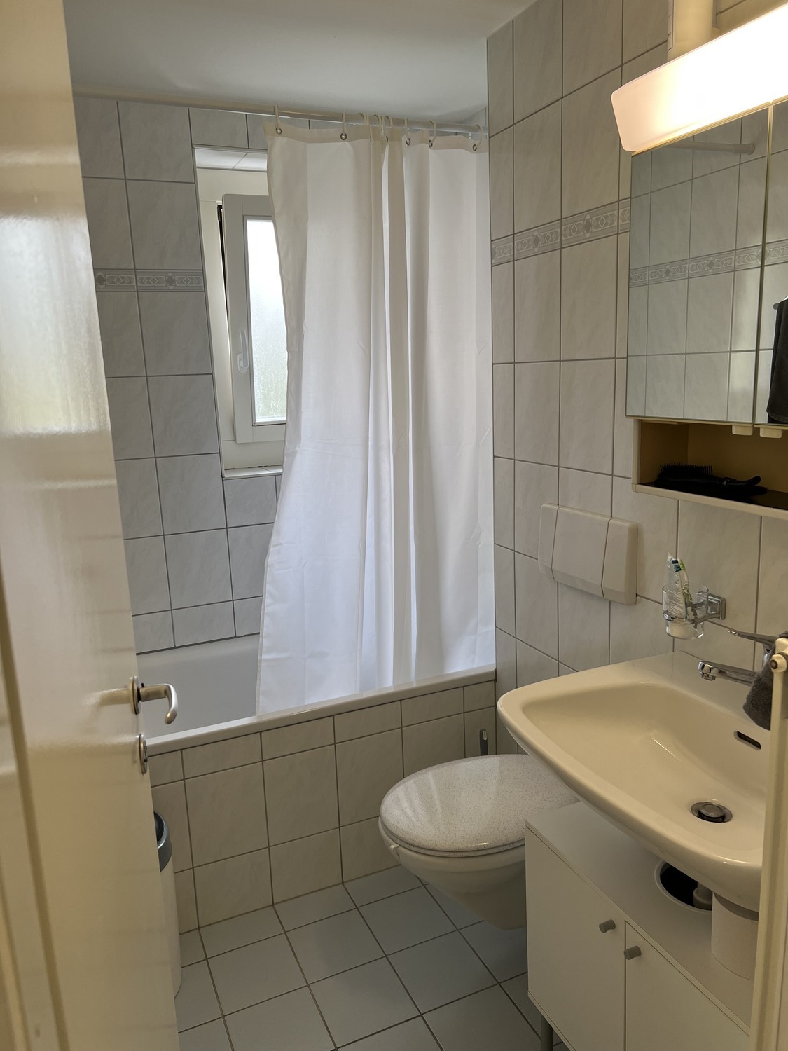 Zimmer in einer Wohngemeinschaft, Foto 6 von 7