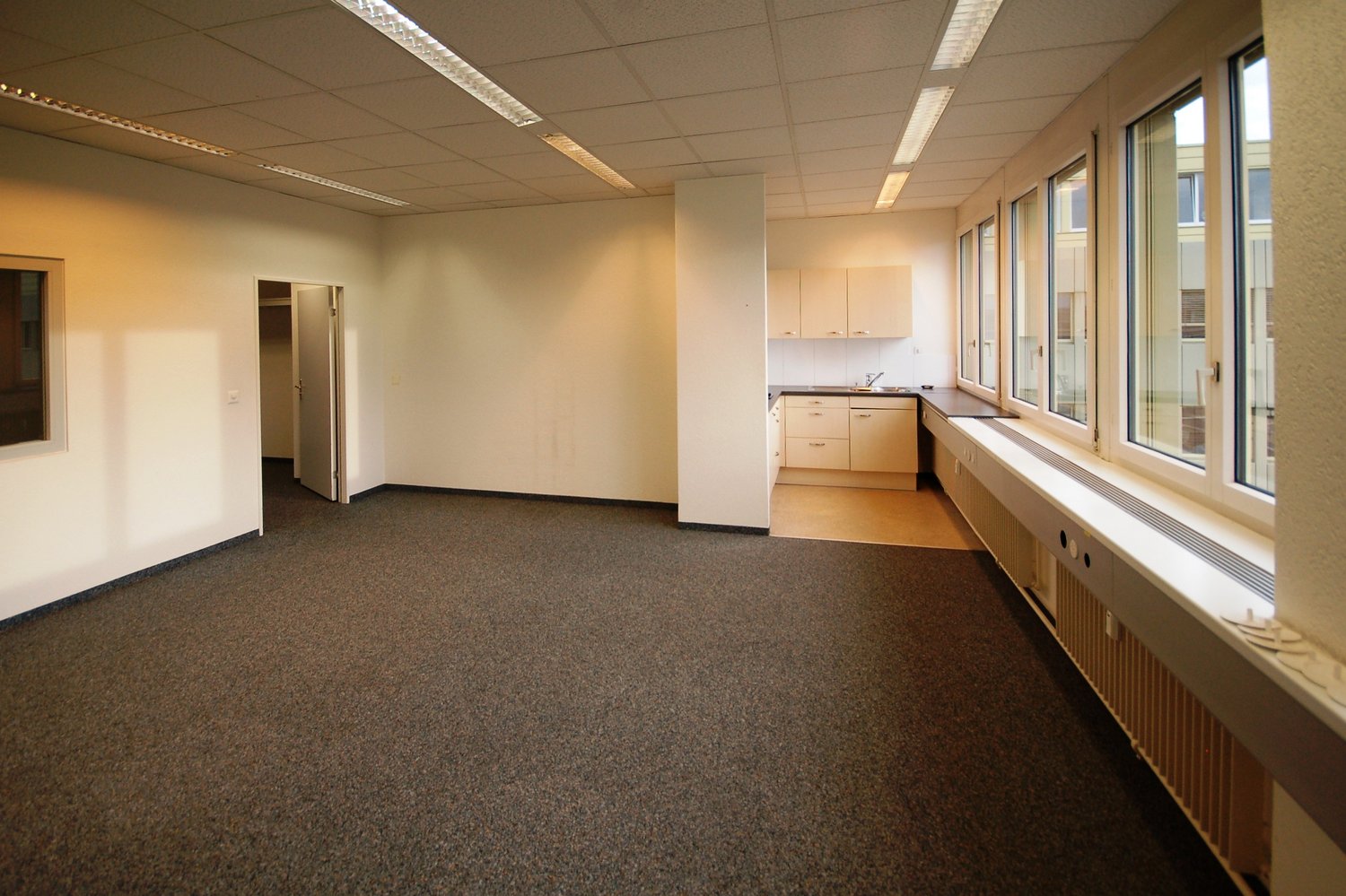 331m² bureau, photo 5 sur 8