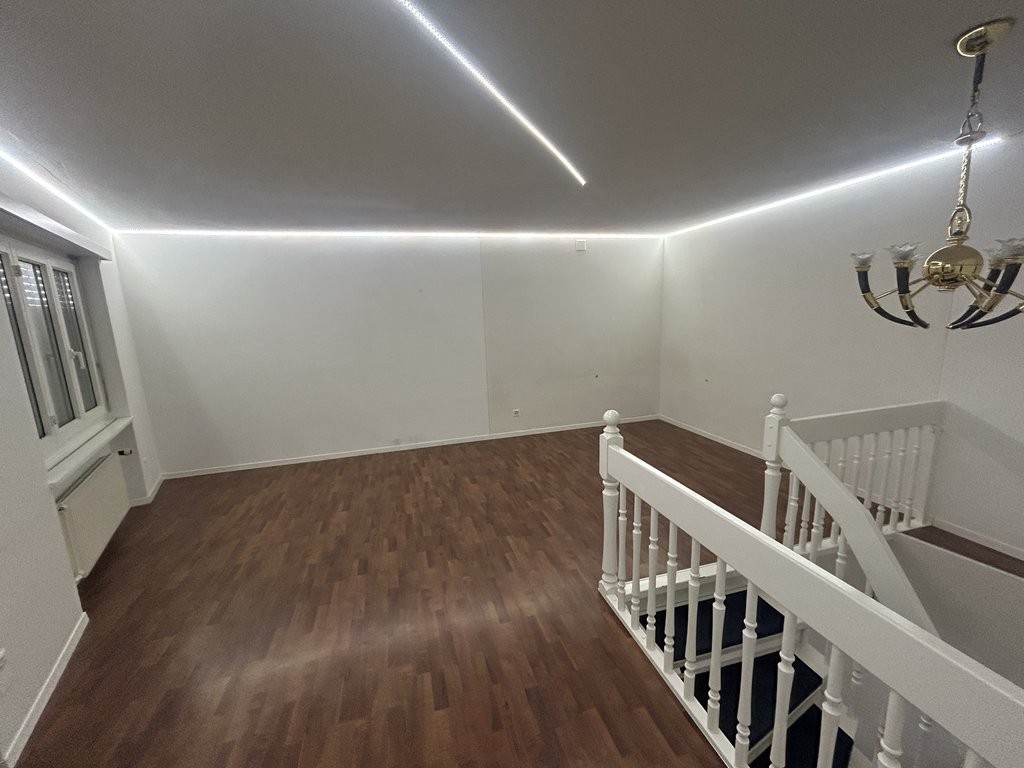 145m² shop, Foto 5 von 5