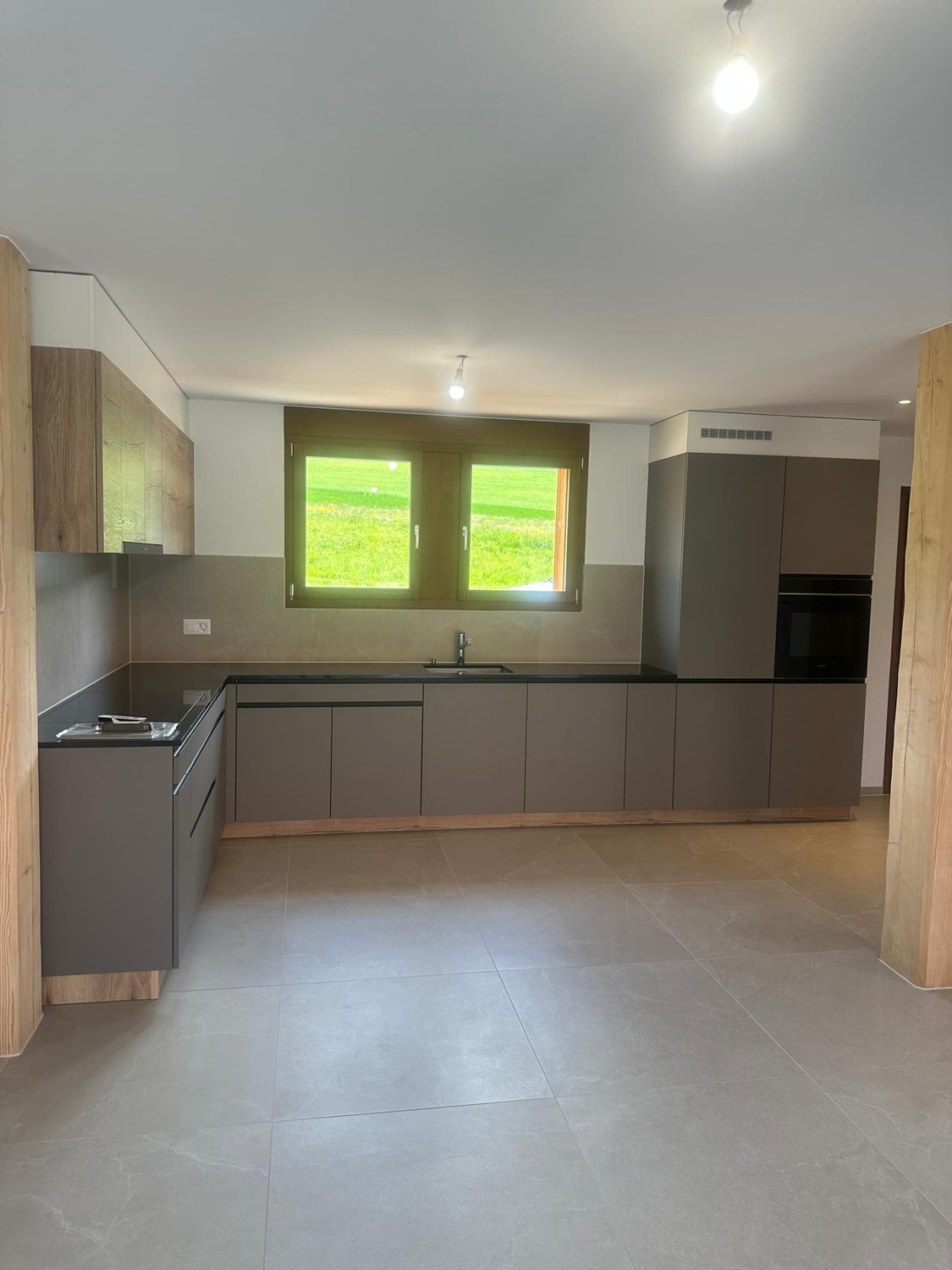 4 ½ Zimmer Einfamilienhaus, Foto 2 von 4