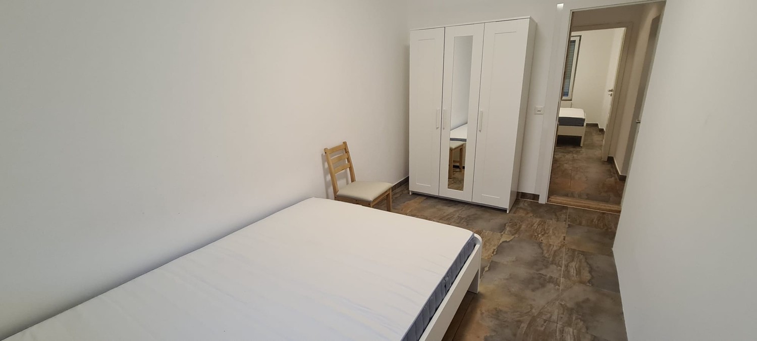 Möbliertes Zimmer in einer gepflegten Wohngemeinschaft (nahe Messe Basel), Foto 1 von 7