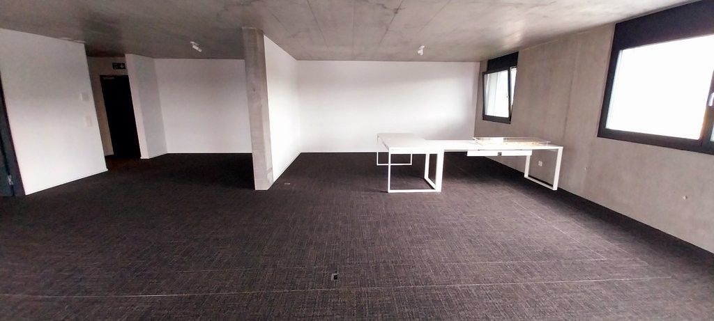 101m² office