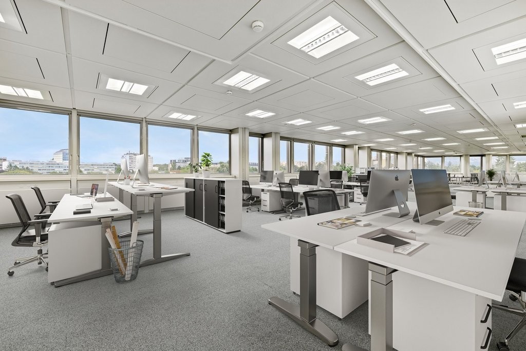 417m² office