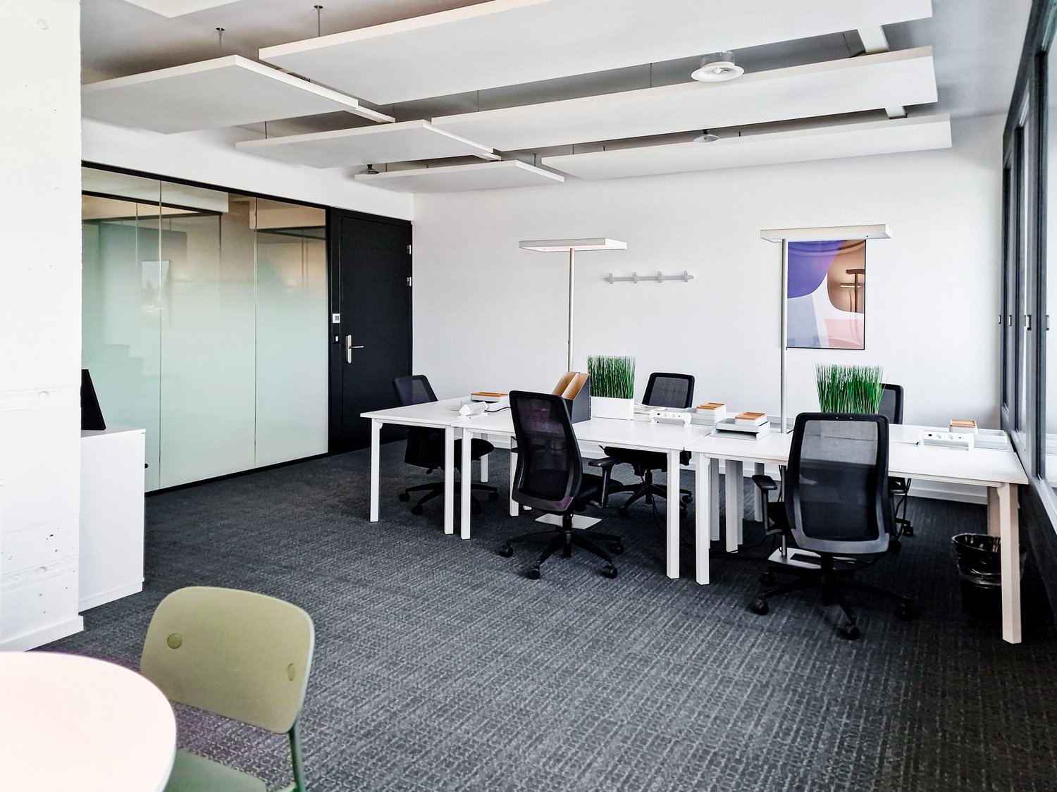 30m² office