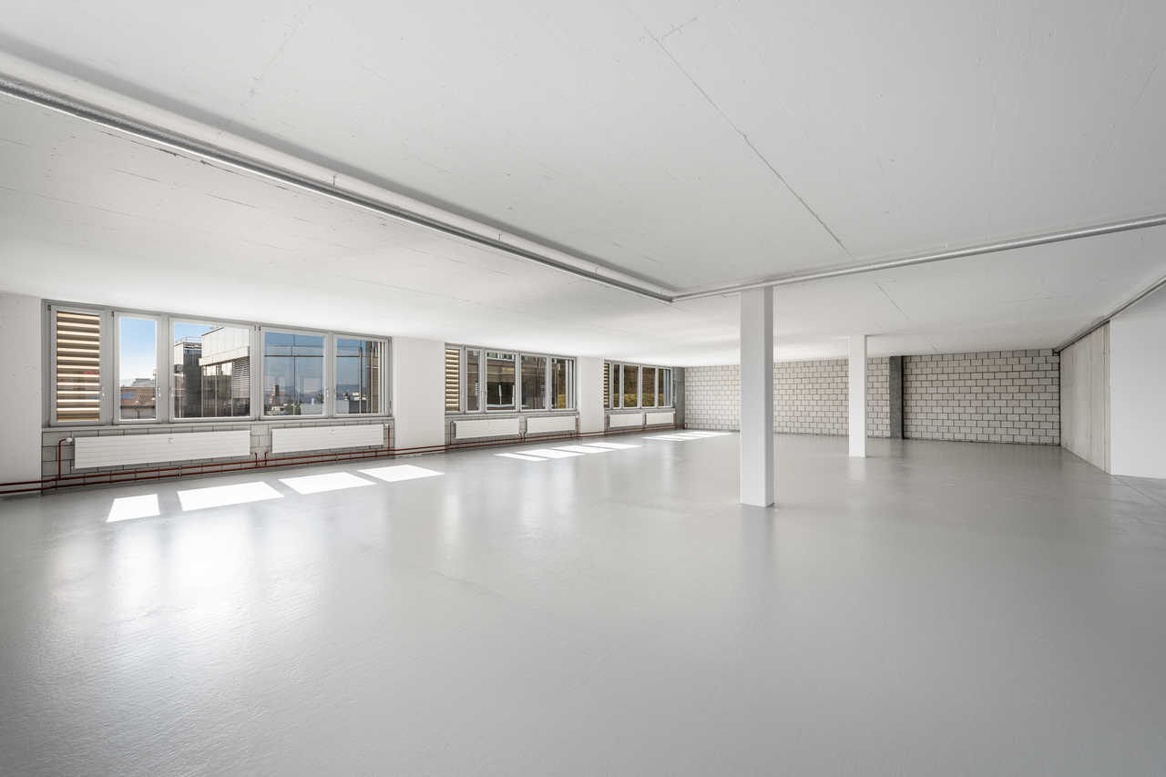 708m² commercial