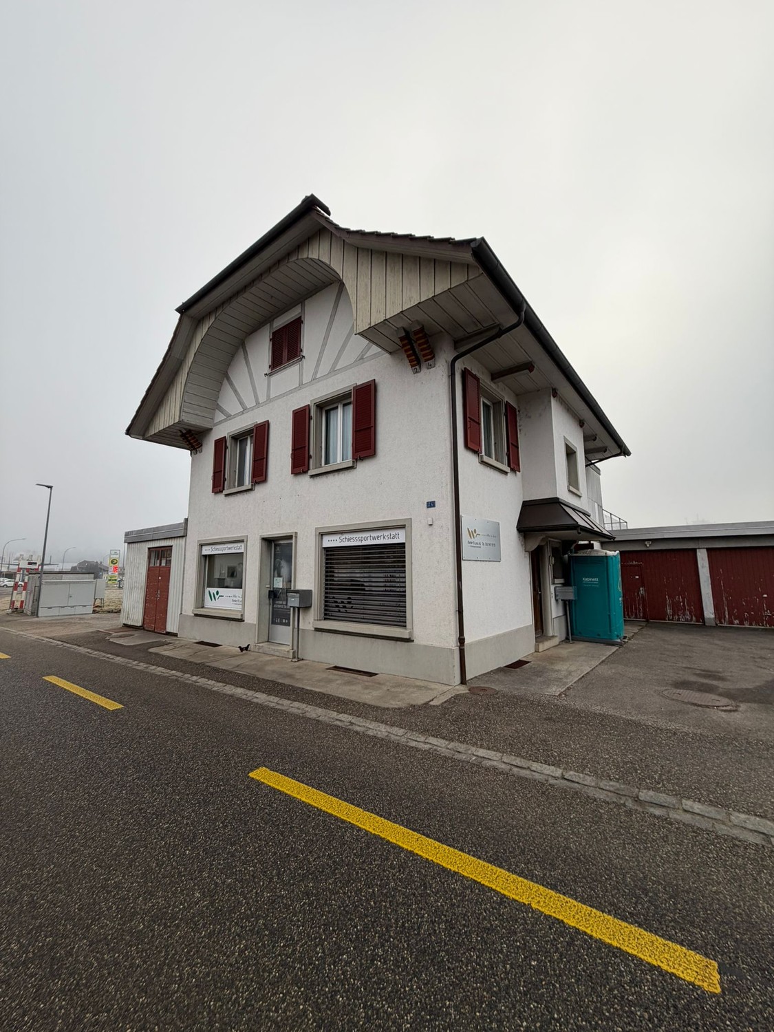 240m² shop, Foto 1 von 10