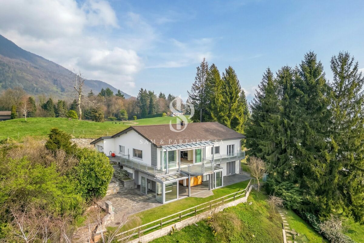 6 ½ Zimmer Einfamilienhaus