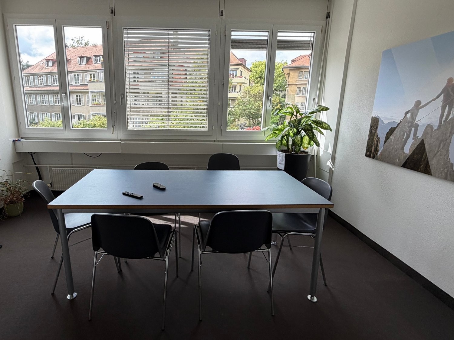 151m² bureau, photo 3 sur 5