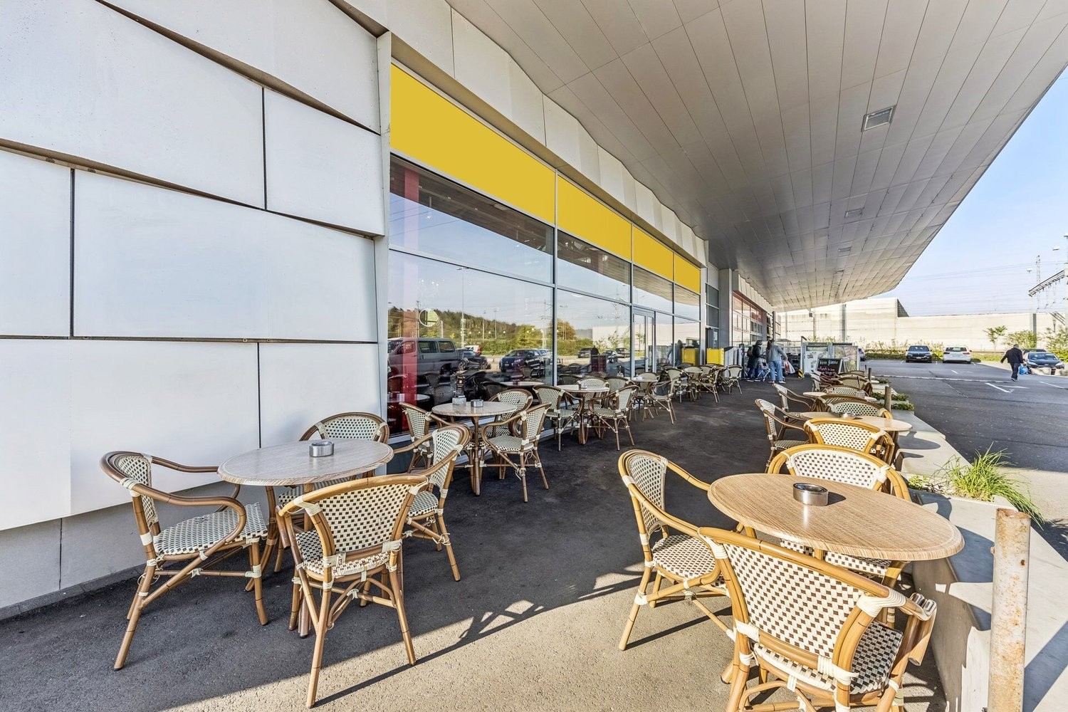 100m² restaurant, photo 5 of 5