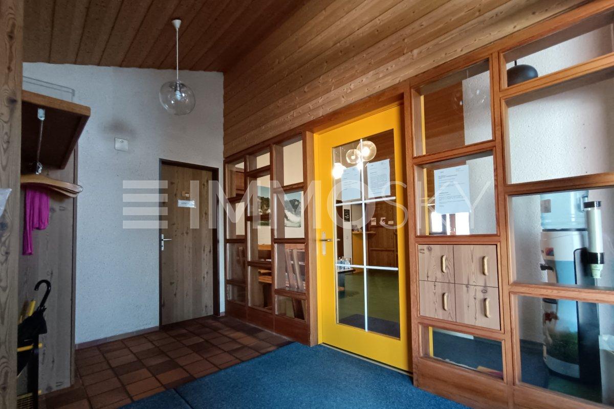 170m² commercial