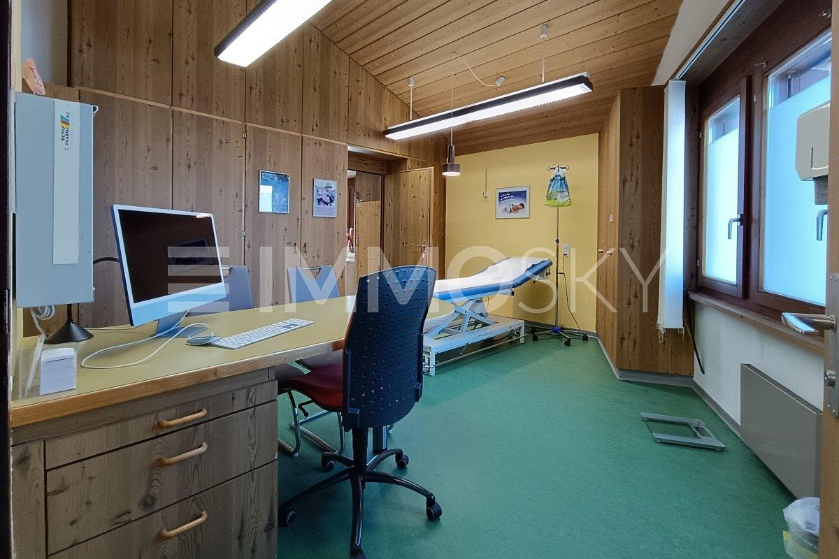 170m² commercial