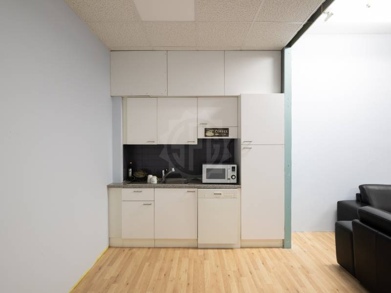 348m² Büro, Foto 4 von 10