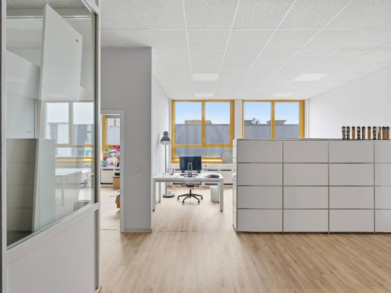 348m² Büro, Foto 9 von 10