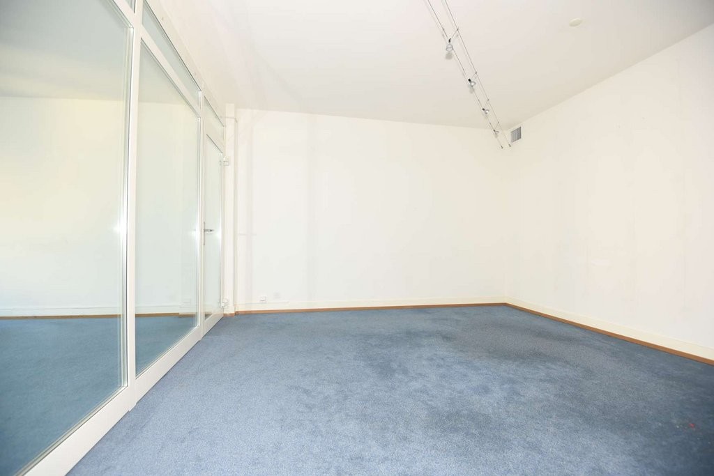 80m² Büro, Foto 2 von 8