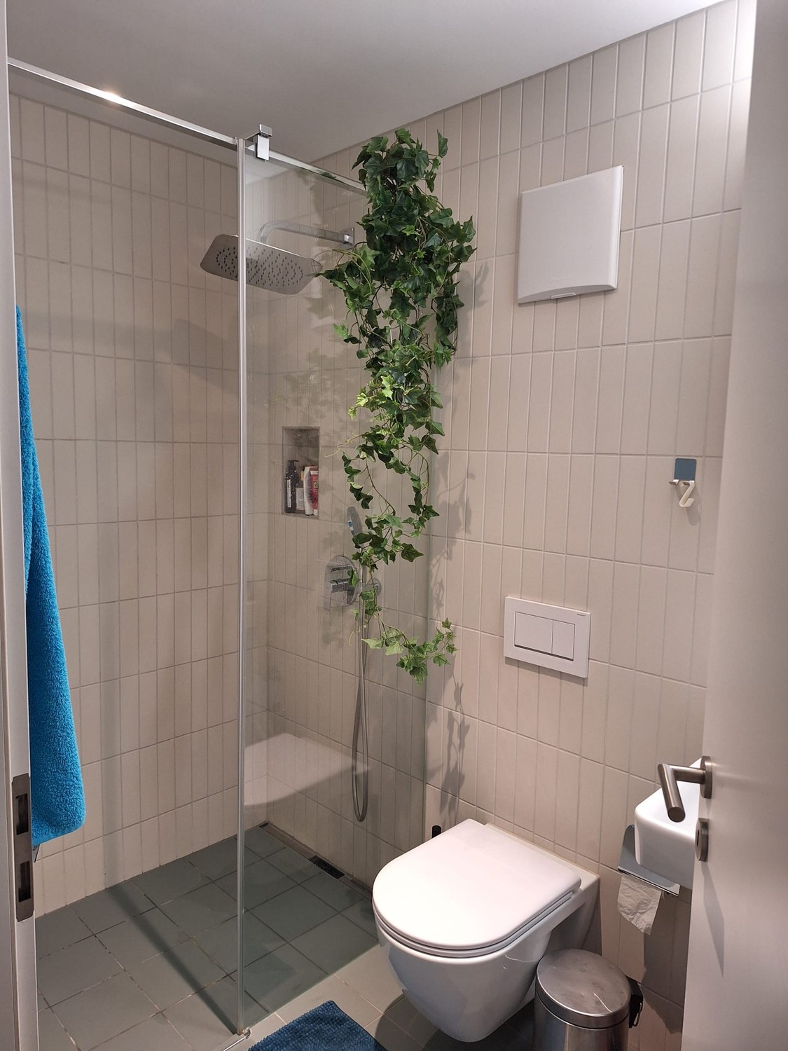 Room in a shared flat, Foto 2 von 3