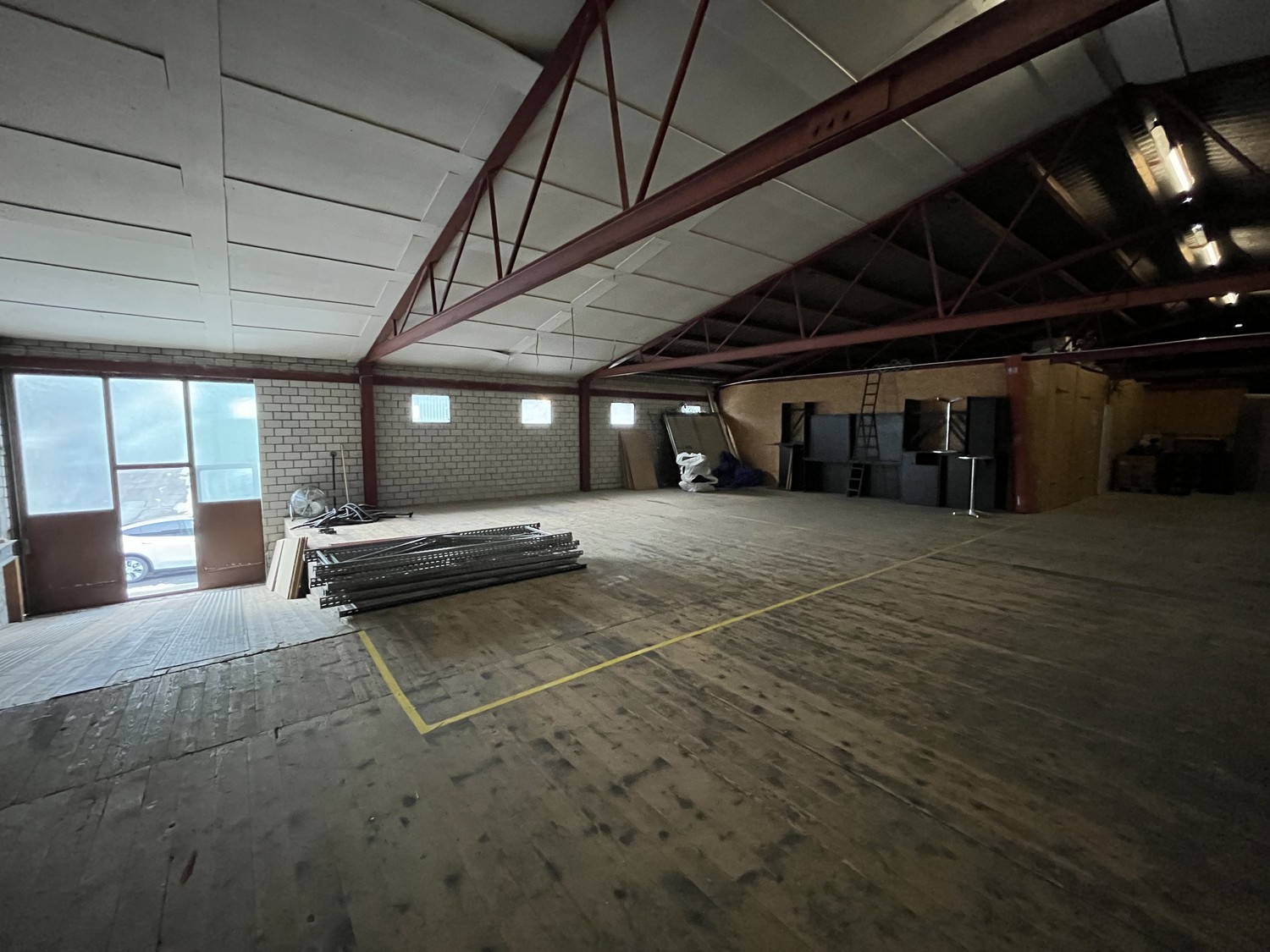 80m² commercial, photo 3 of 3