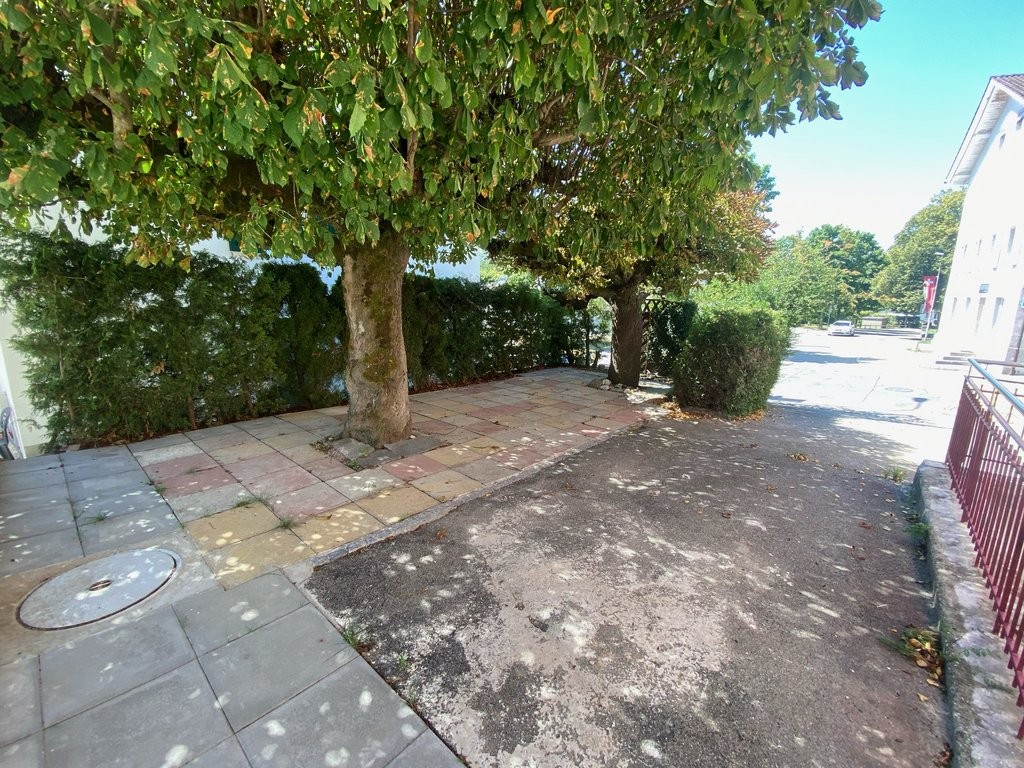 73m² commerciale