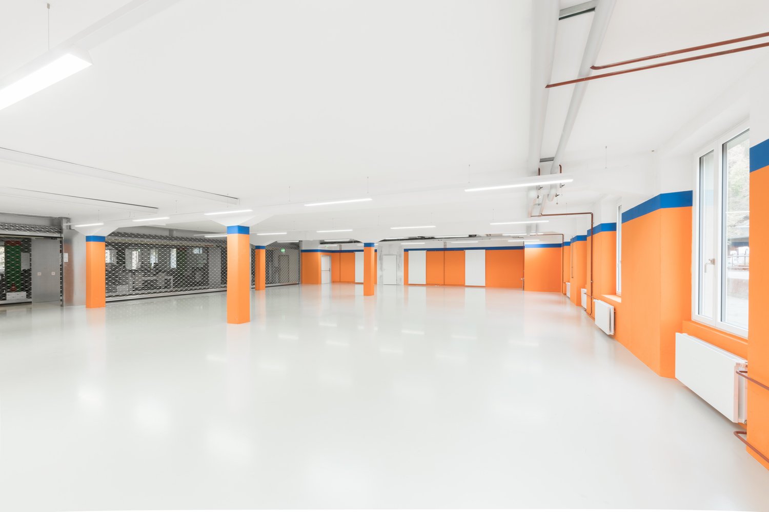 863m² commercial