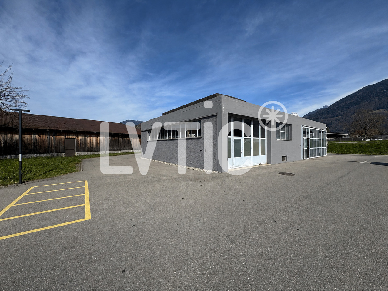 1180m² industrial object