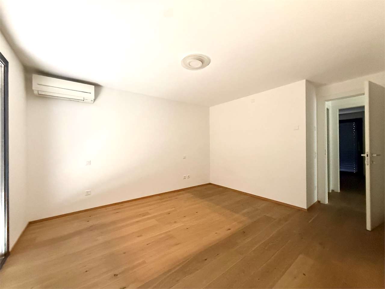 4 ½ Zimmer-Wohnung, Foto 4 von 9
