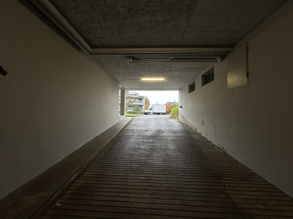 Covered bike parking, Foto 4 von 4