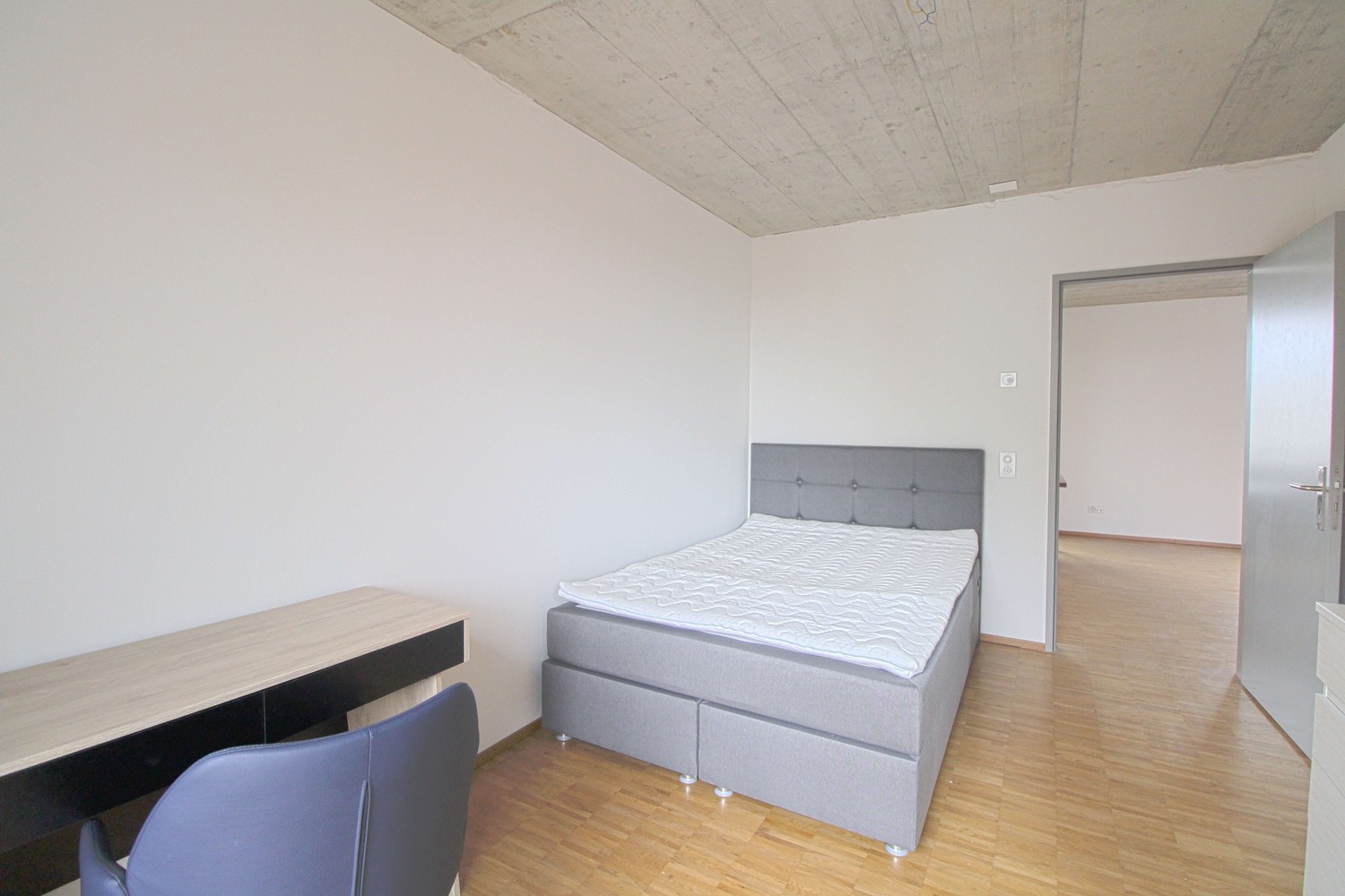 Zimmer in einer Wohngemeinschaft, Foto 1 von 7