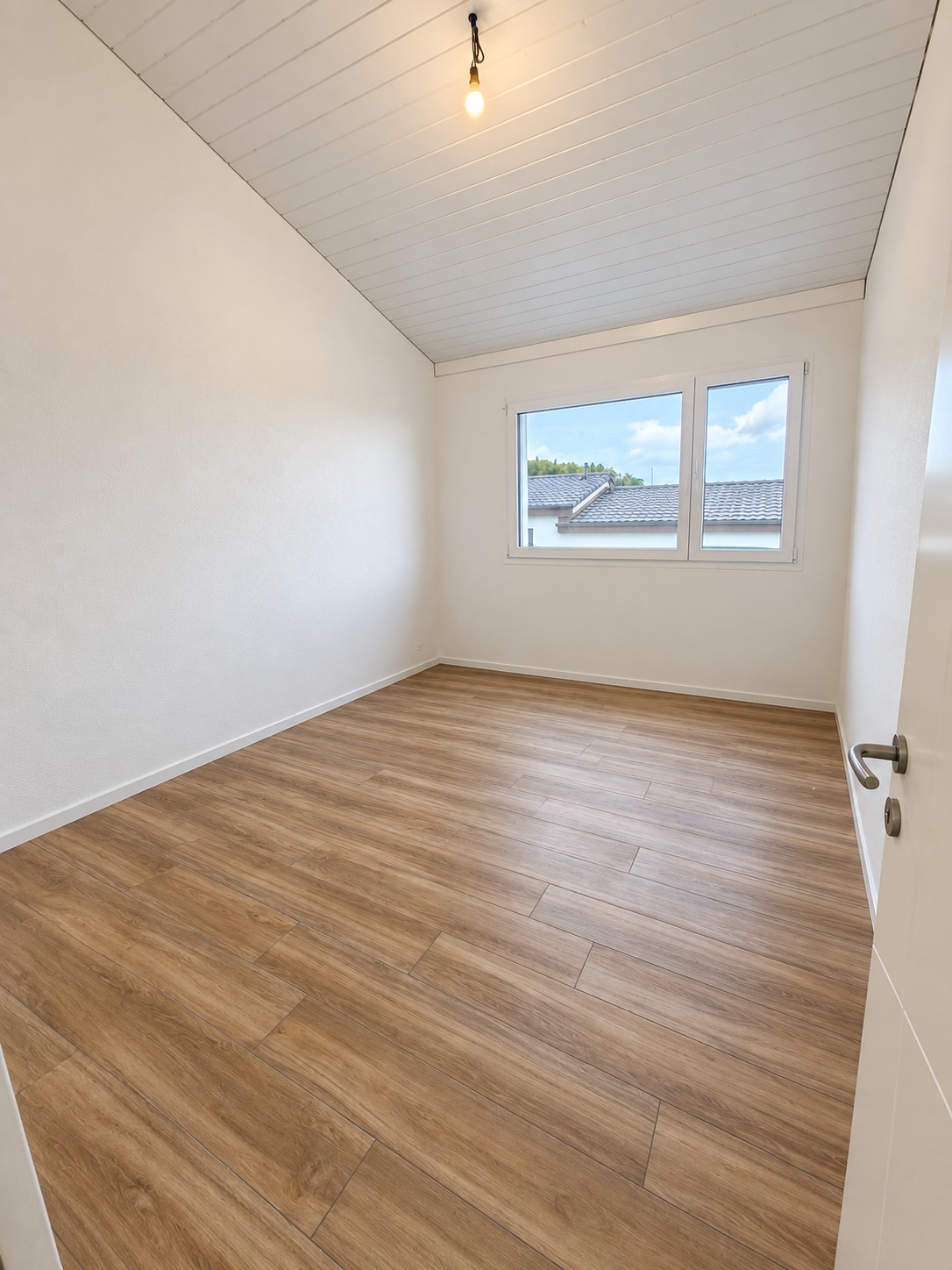 4 ½ Zimmer Einfamilienhaus, Foto 7 von 10