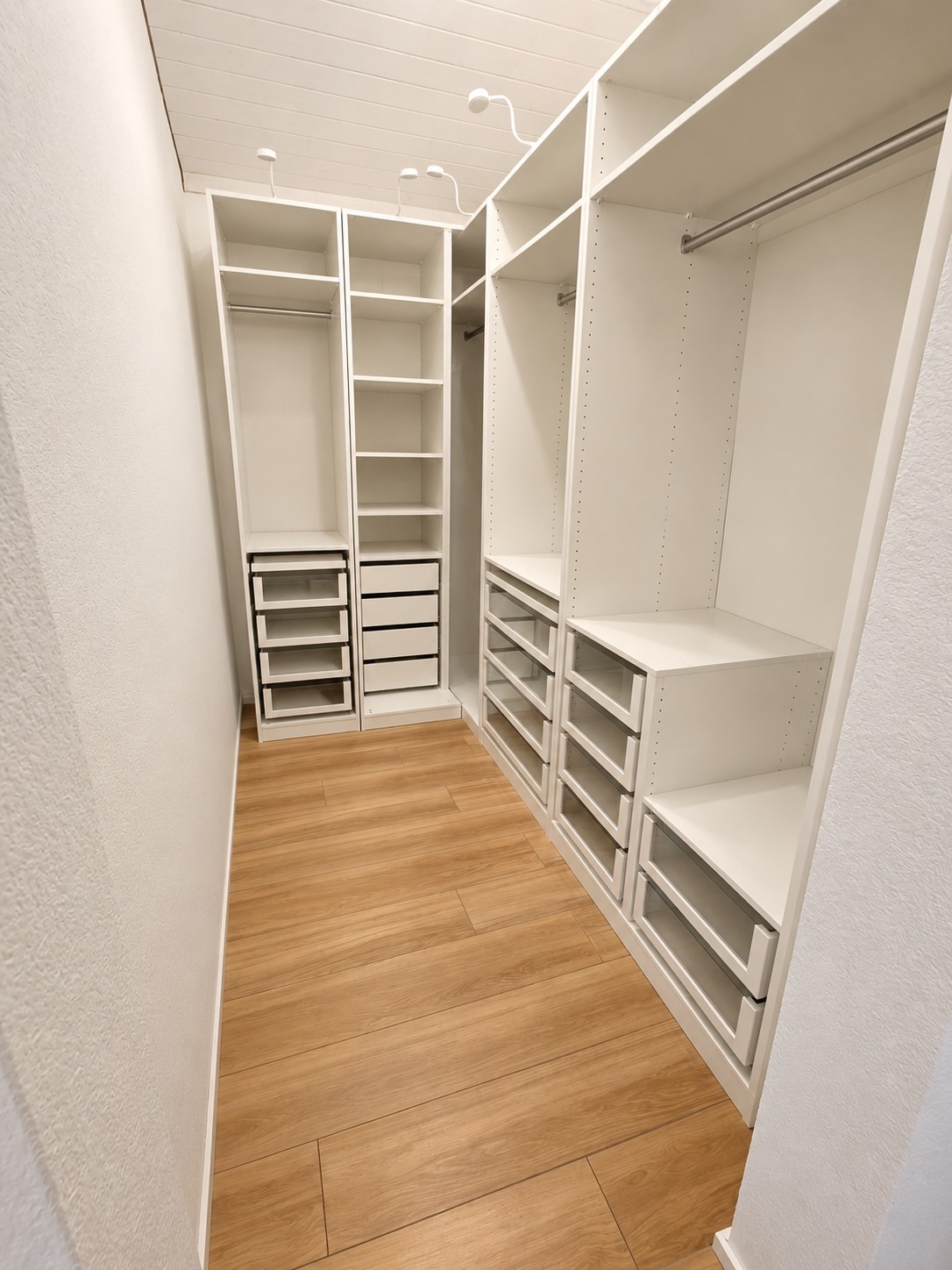 4 ½ Zimmer Einfamilienhaus, Foto 2 von 10