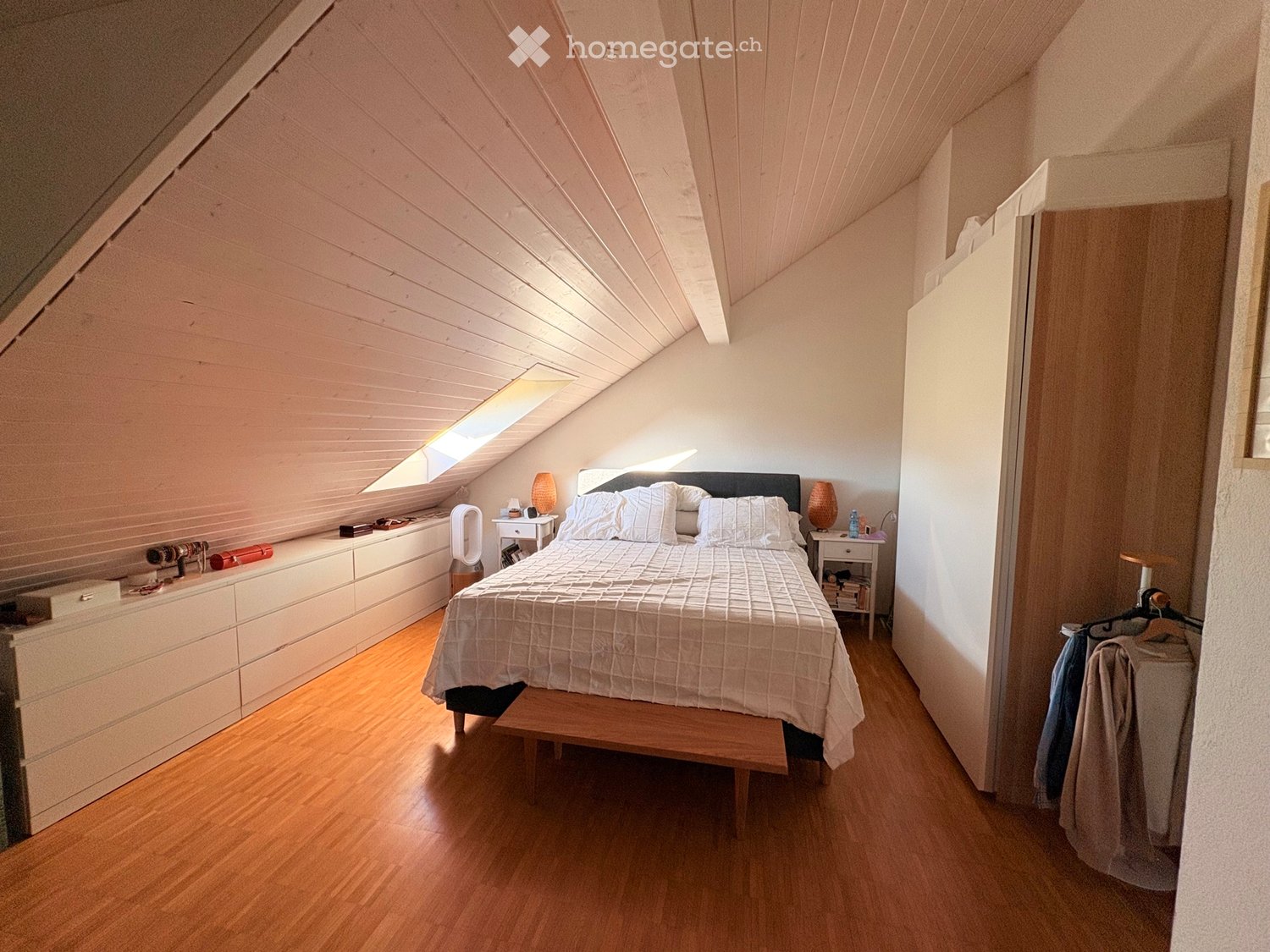 5 rooms apartment