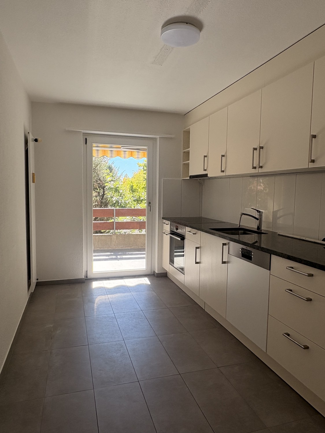 4 rooms apartment, Foto 1 von 6