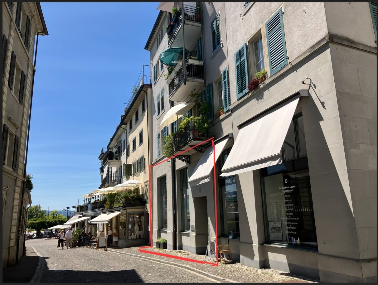 89m² commercial