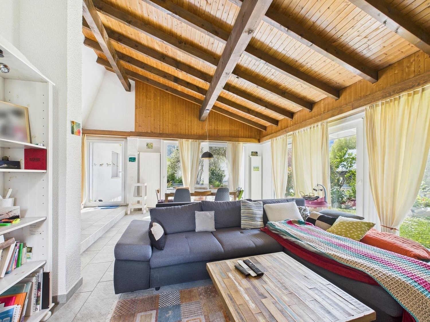 9 Zimmer Einfamilienhaus, Foto 3 von 4