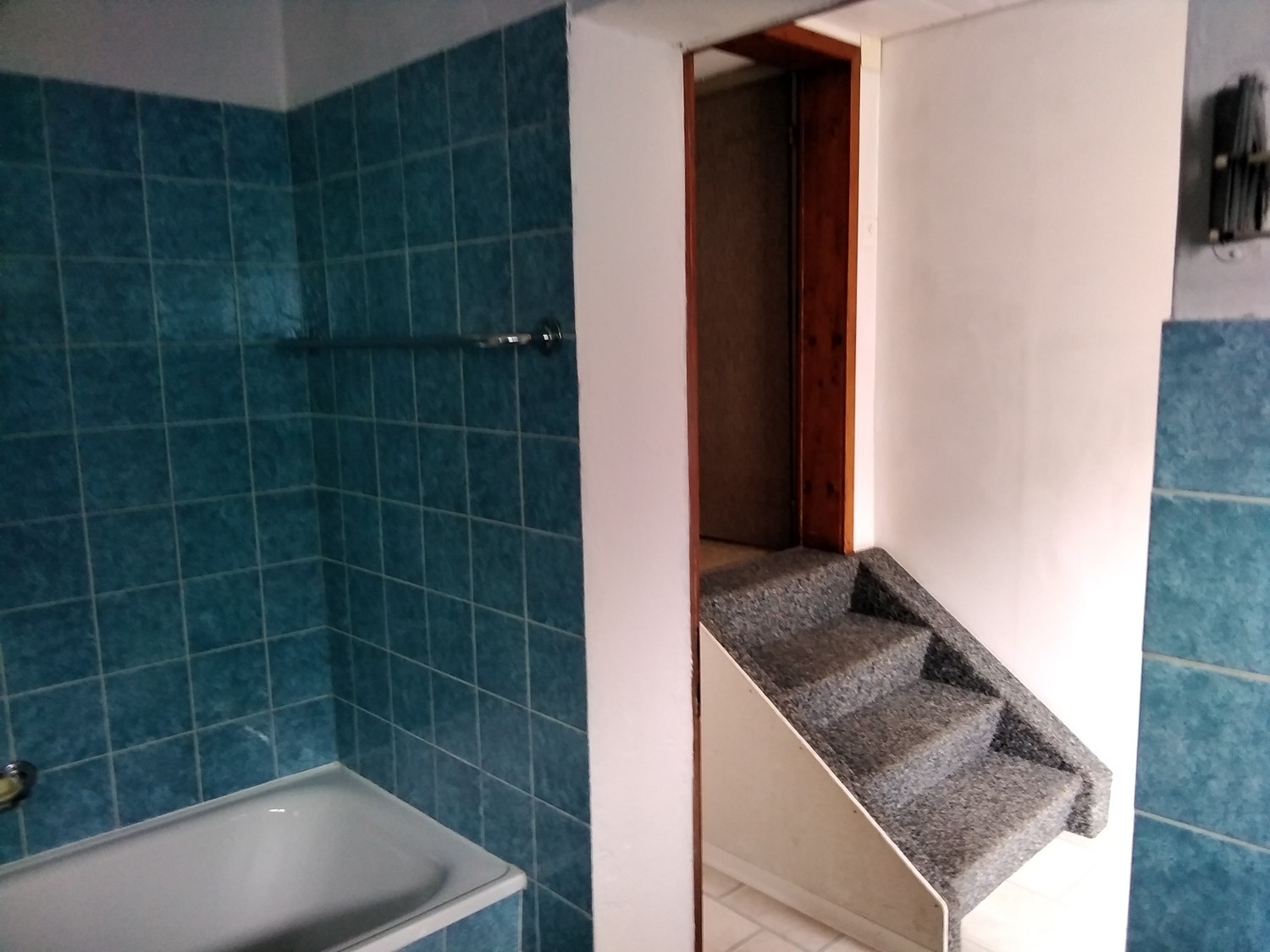4 rooms single house