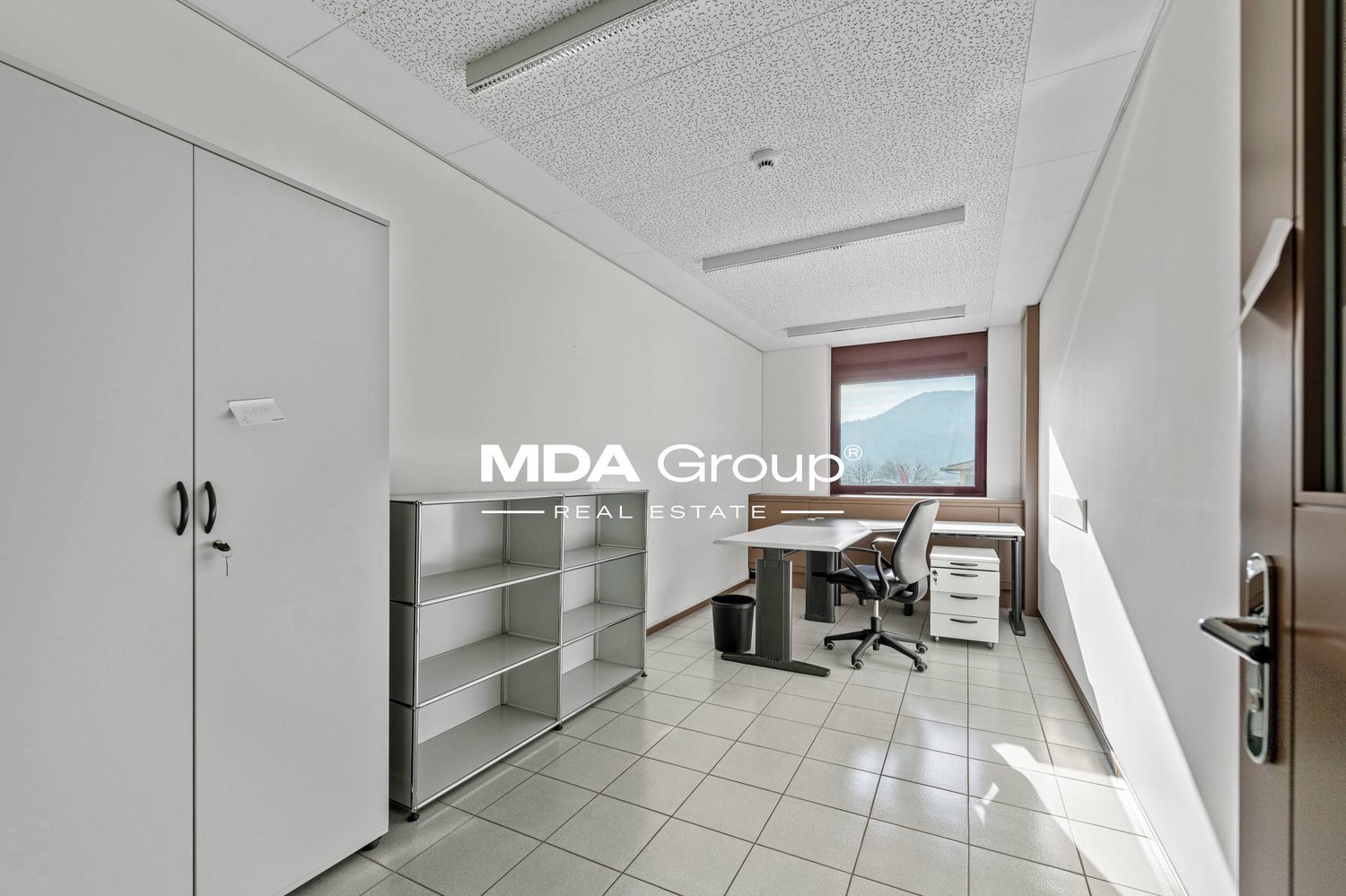 332m² Büro, Foto 6 von 10
