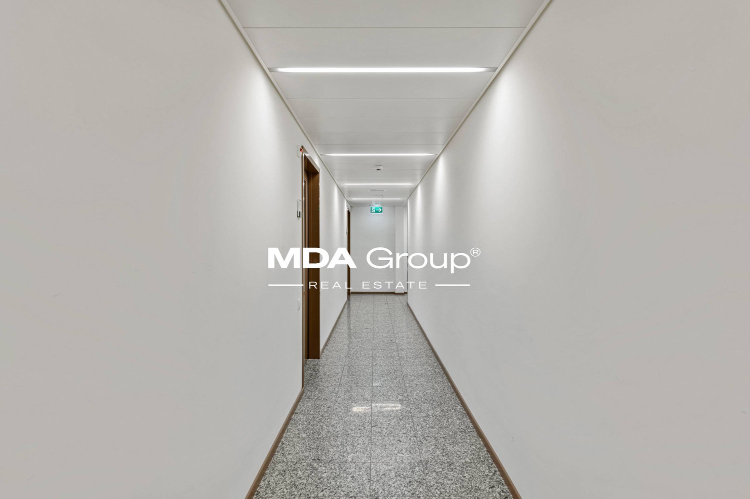 332m² Büro, Foto 5 von 10