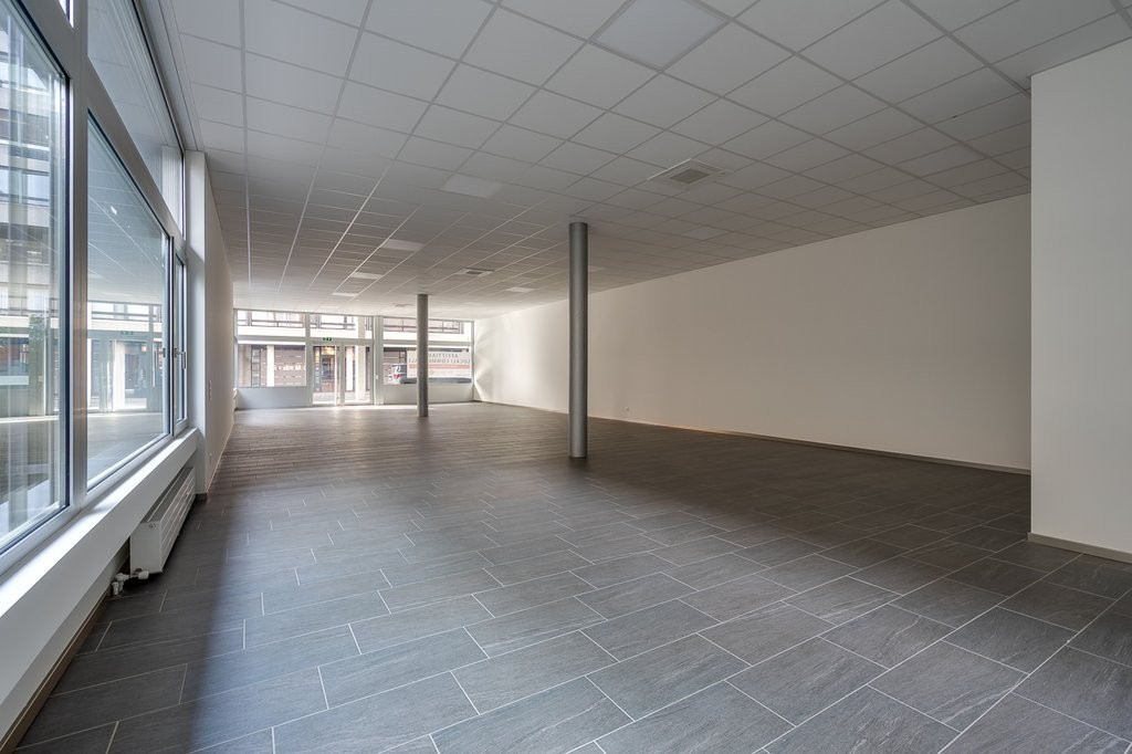 160m² shop, Foto 4 von 5