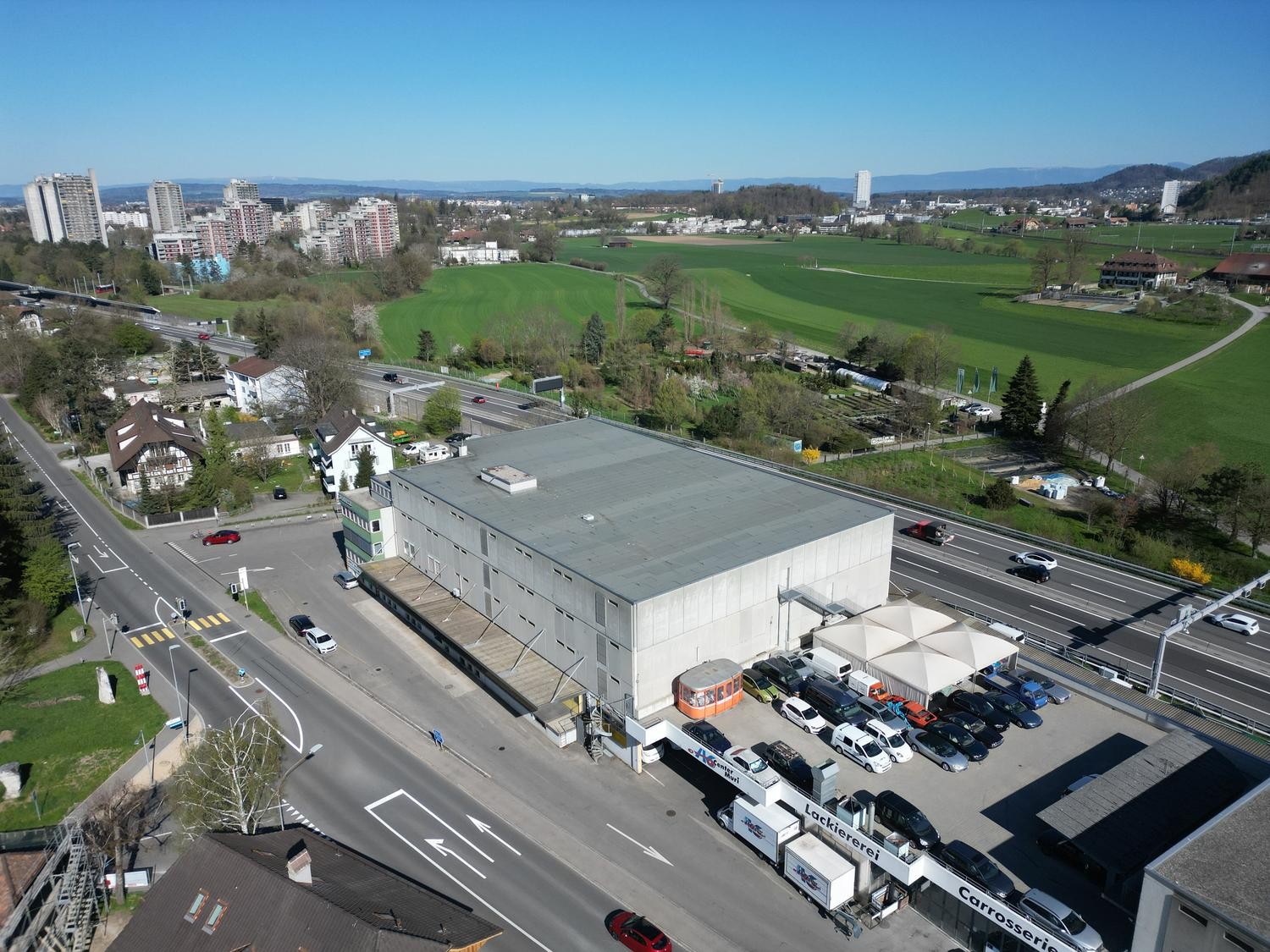 8595m² commercial