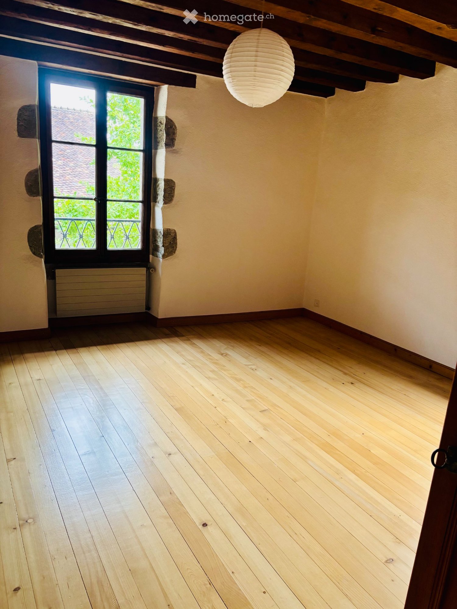 1 room single room