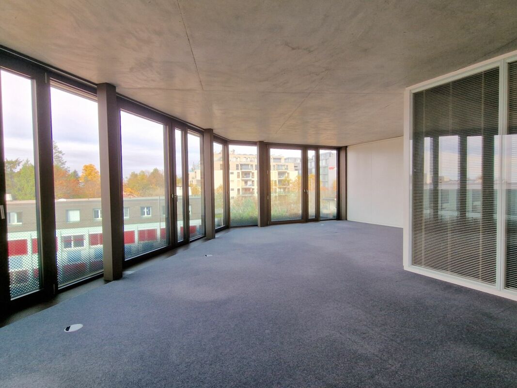 255m² Büro, Foto 4 von 10
