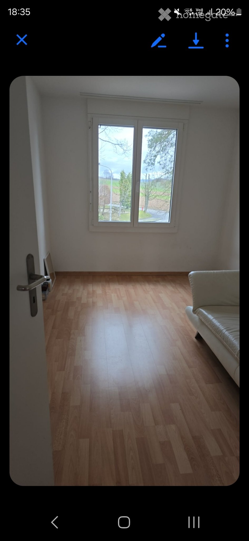 1 room single room, Foto 1 von 2