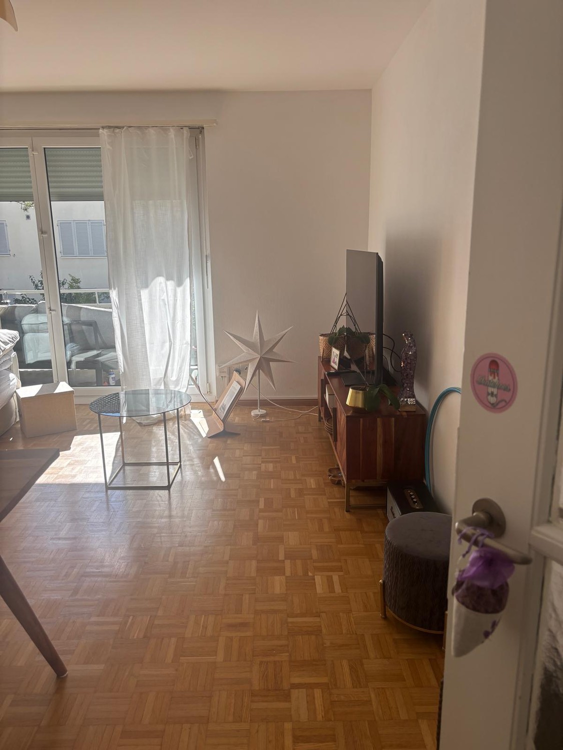 1 room apartment, Foto 2 von 5