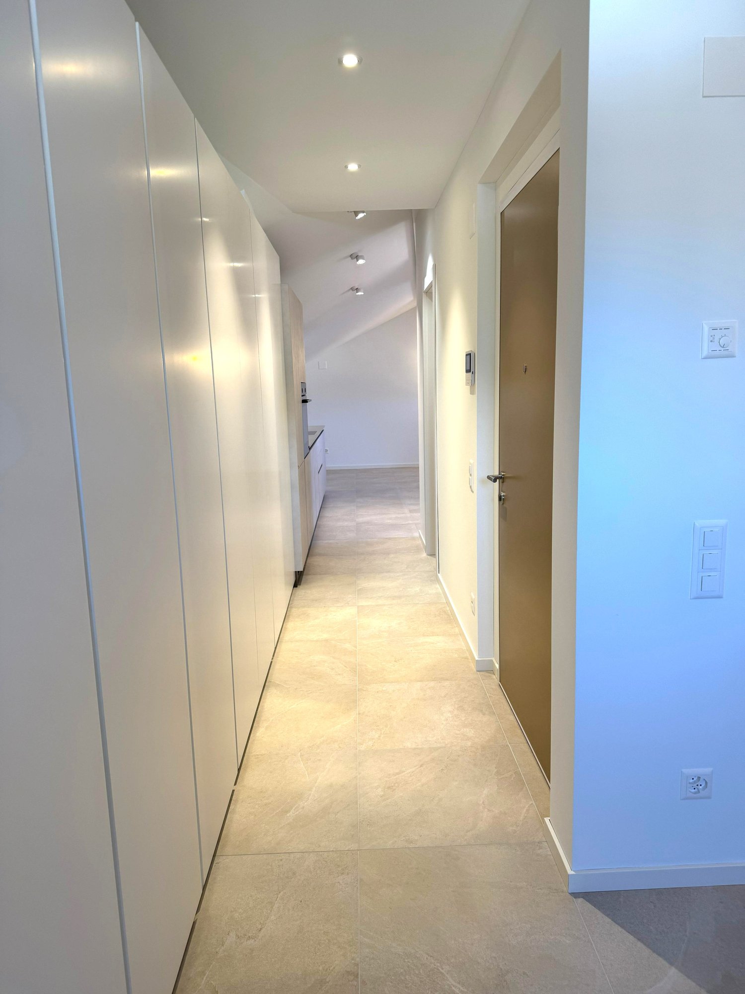 2 ½ Zimmer Wohnung, Foto 3 von 10