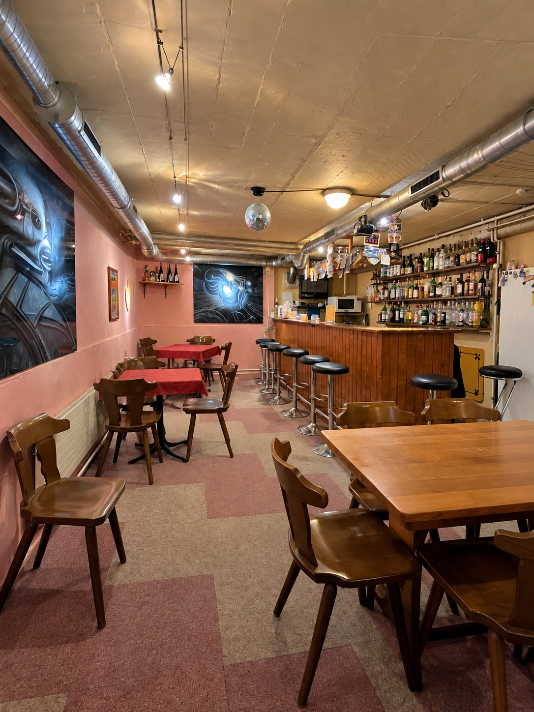 80m² shop