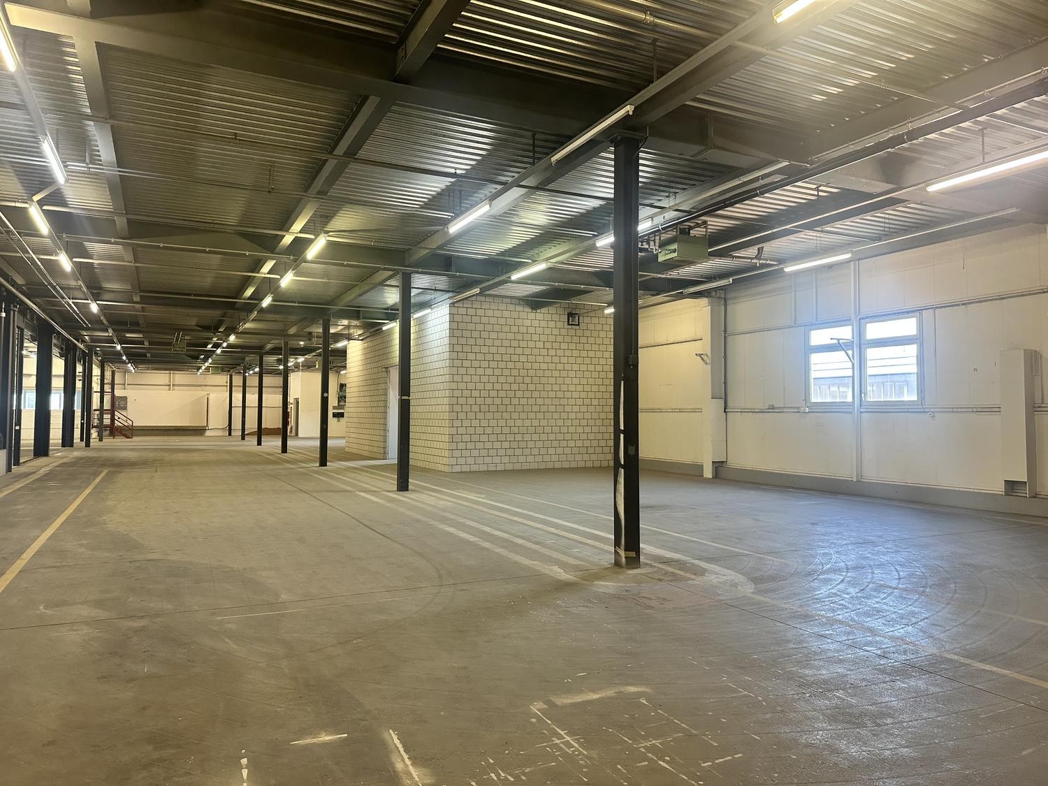 1740m² storage room, Foto 3 von 10
