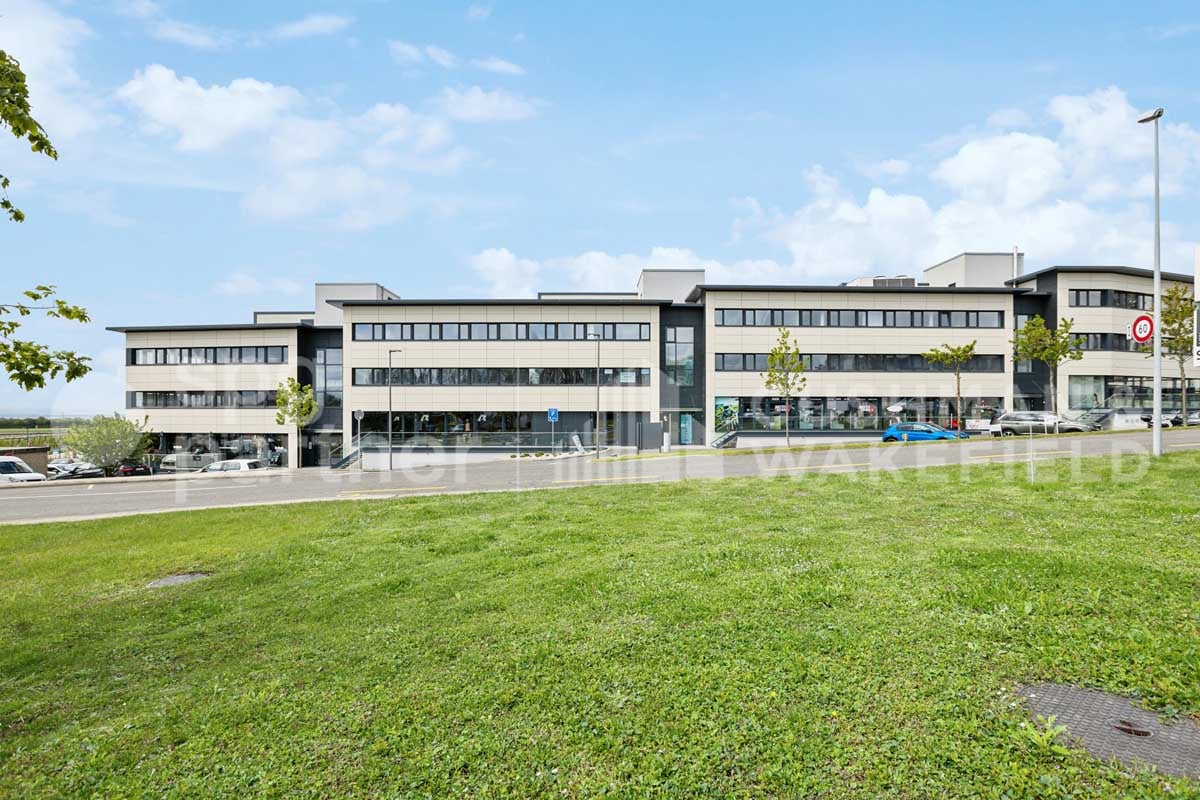 200m² Gewerbe, Foto 2 von 9