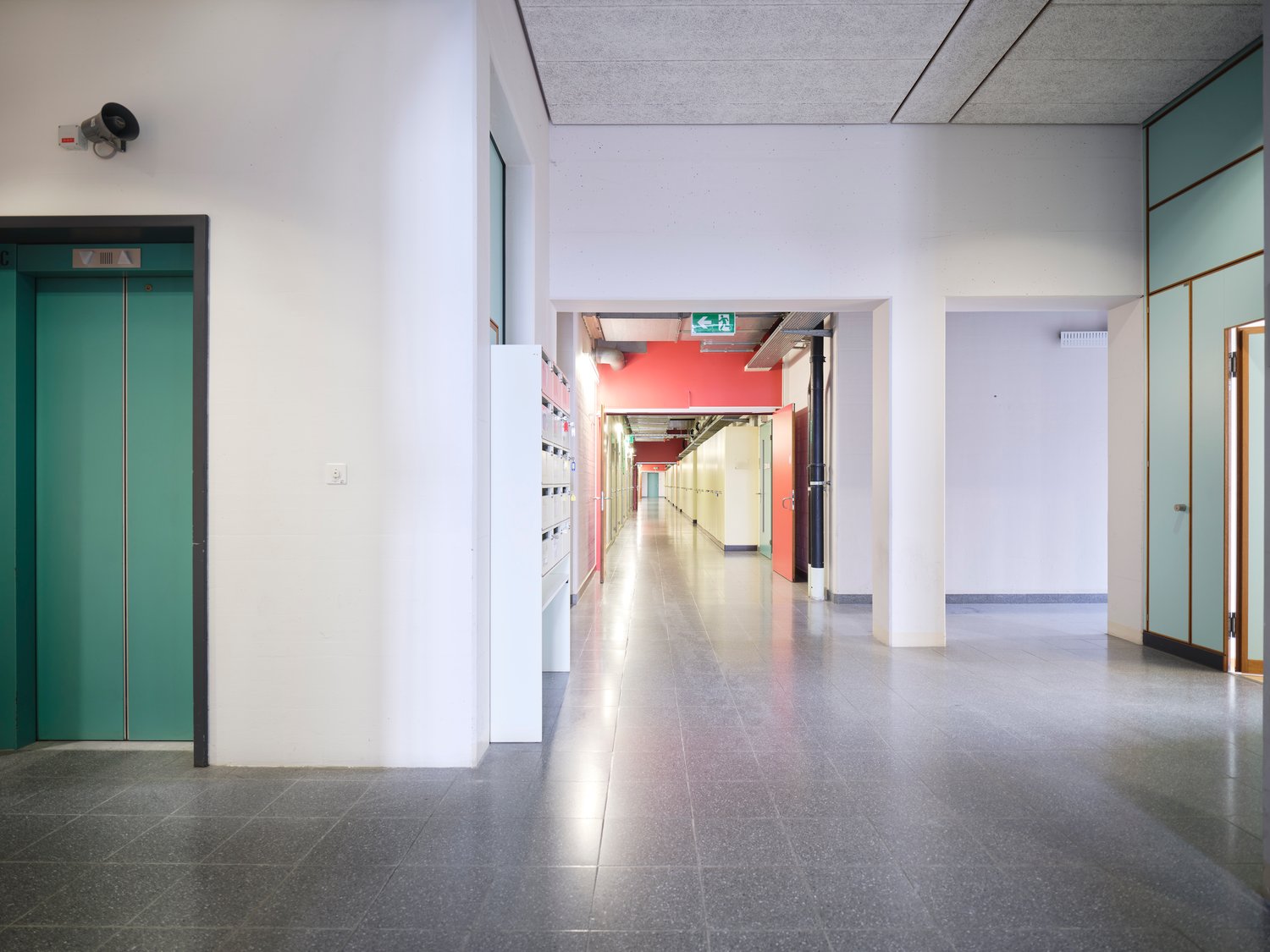 1600m² office, Foto 2 von 10