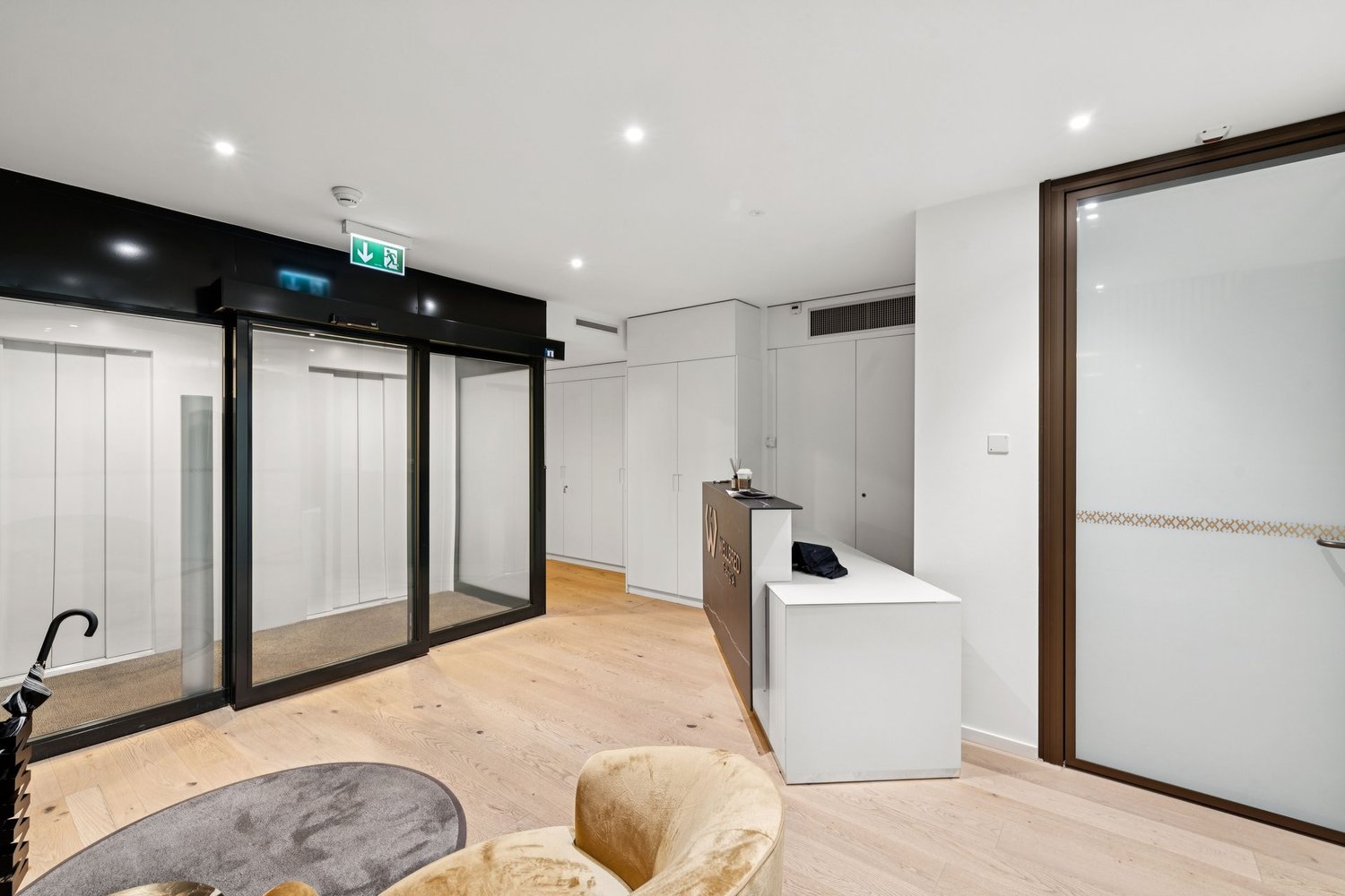 350m² Büro
